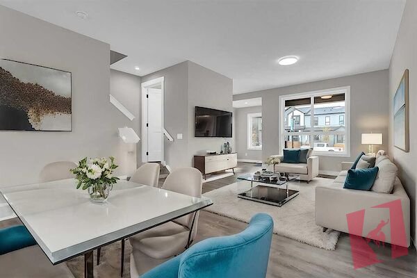 BRAND NEW, UPGRADED TOWNHOME 3 Bed, 2.5 Bath in the SW community of SILVERTON! photo 3