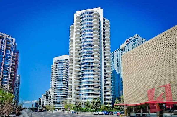 Furnished 1 Bed Condo at Riverwest | Utilities Included (RP028)