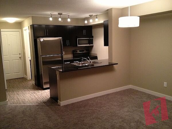 Two Bedroom in Indigo Sky! photo 3