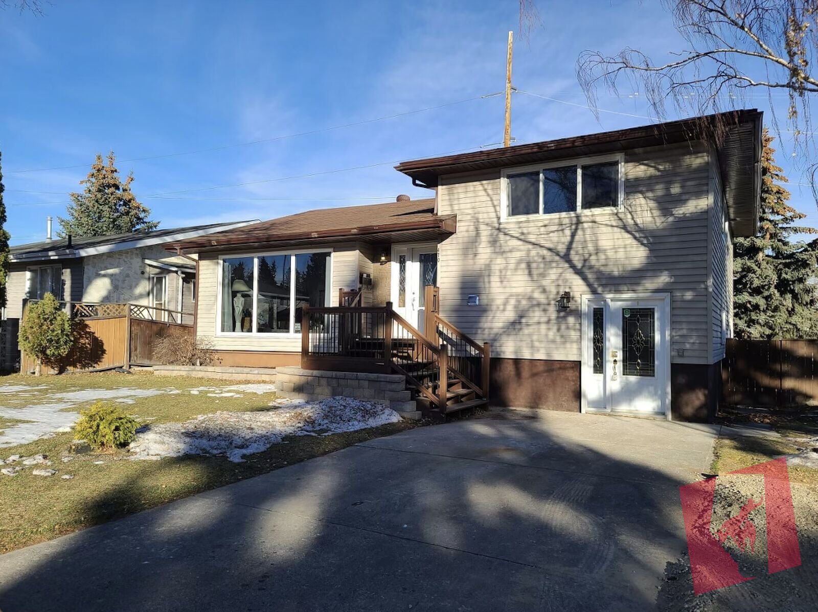 Multi-Level Basement Suite | 2 BED 1 BATH | Inner City Living in Highwood