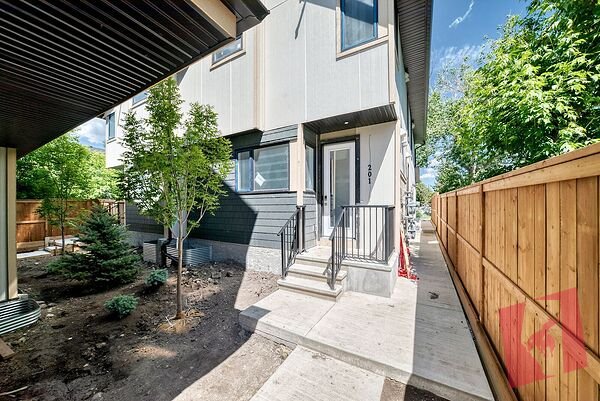 BRAND NEW LUXURY 3 Bed in Erlton with Garage