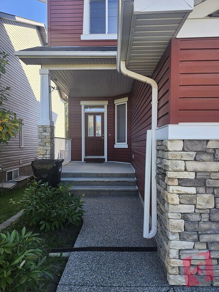 435 Silverado Blvd SW photo 3