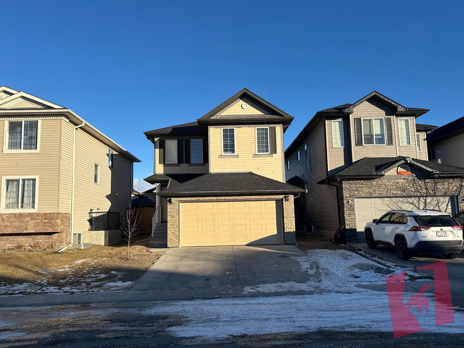 Nicely Located 3 Bedrooms 2.5 Baths In Desirable Taradale