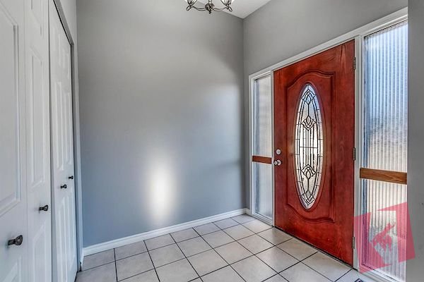 Huge 4 bedroom 3 level split in Montgomery NW photo 3