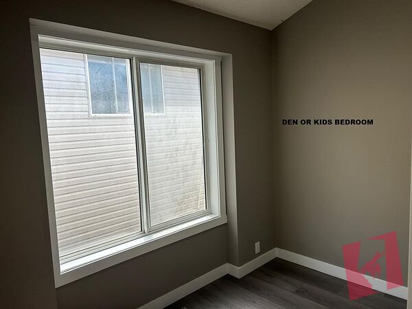 2 bedroom + Den+2 washroom newly renovated next to LRT, school and amenity photo 2