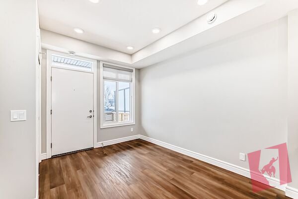 Charming 1-Bedroom Main Floor Townhouse – Pet Friendly & Move-In Ready!