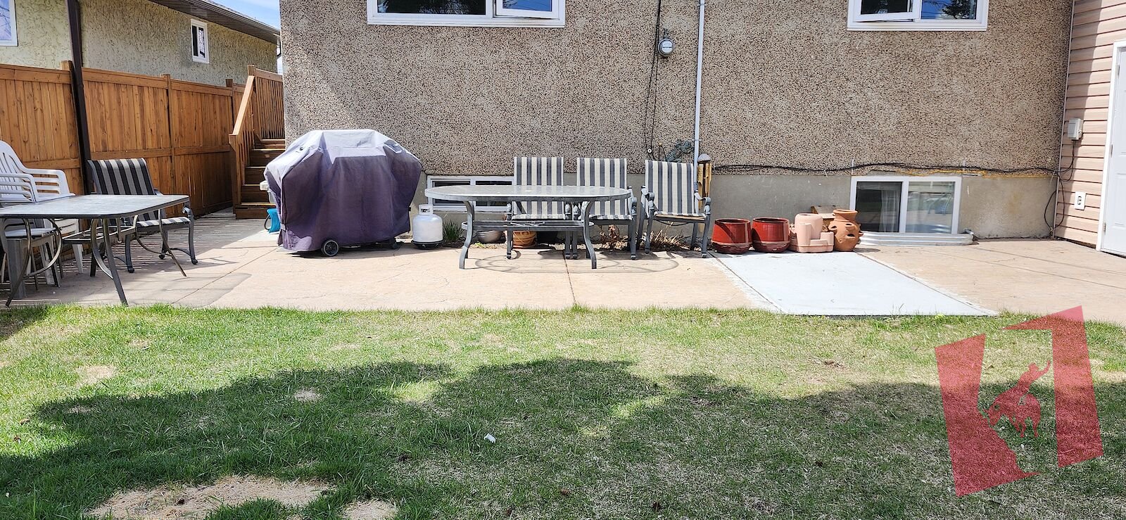 1 bedroom + den, bright basement rental, easy commute.