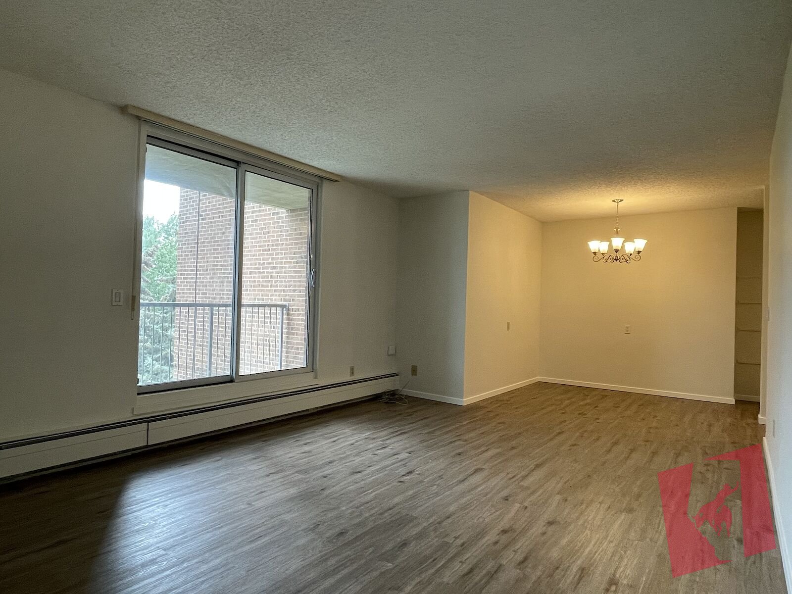 2-Bedroom Condo in Dalhousie – Prime Location Near C-Train & Amenities photo 2