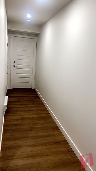 Brand New Legal 1 Bedroom Basement Suite Cityscape