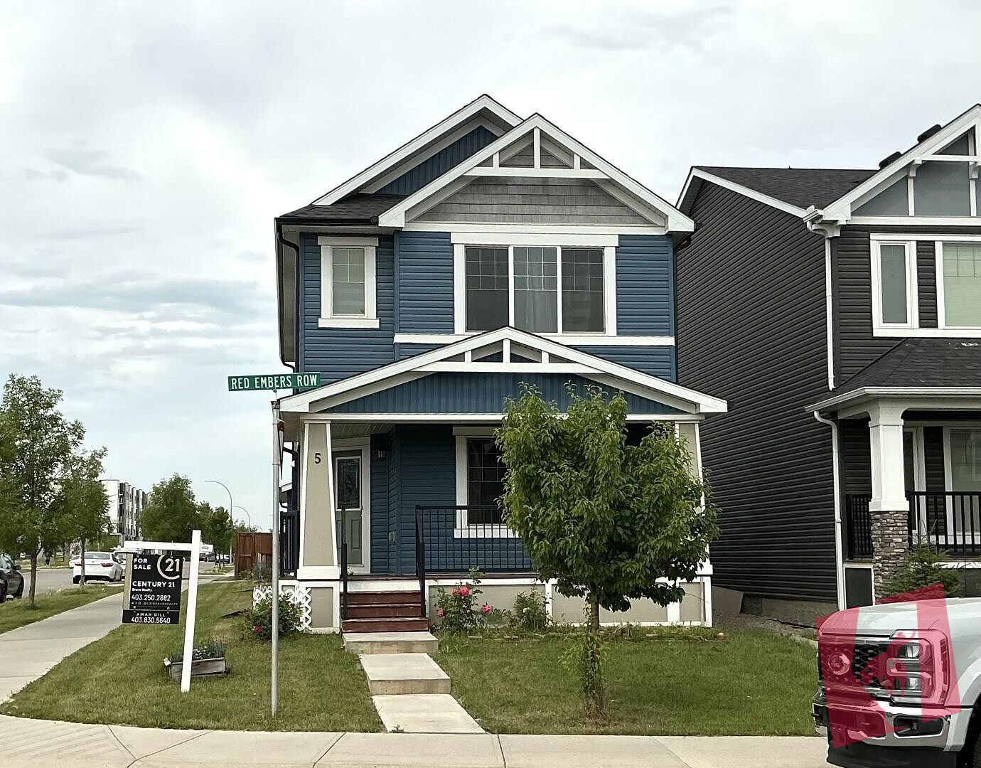 Beautiful single-family detached home in the highly desirable community of Redstone.