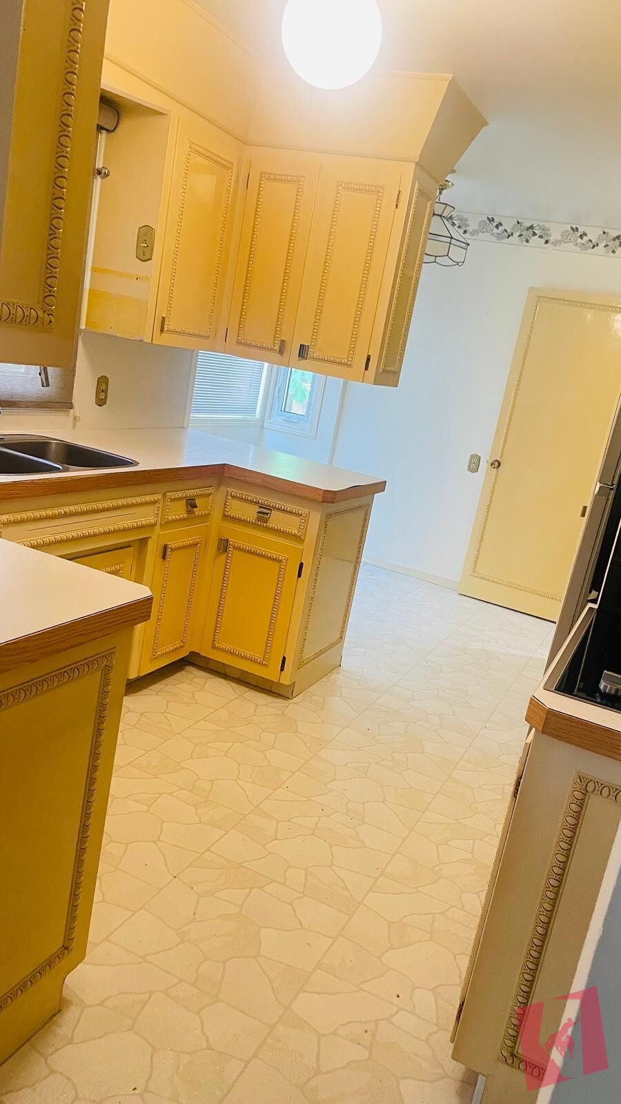 FULL-HOUSE WITH BASEMENT AVAILABLE FOR RENT