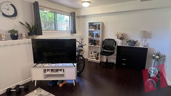 Near SAIT: All renovated 2BR photo 2