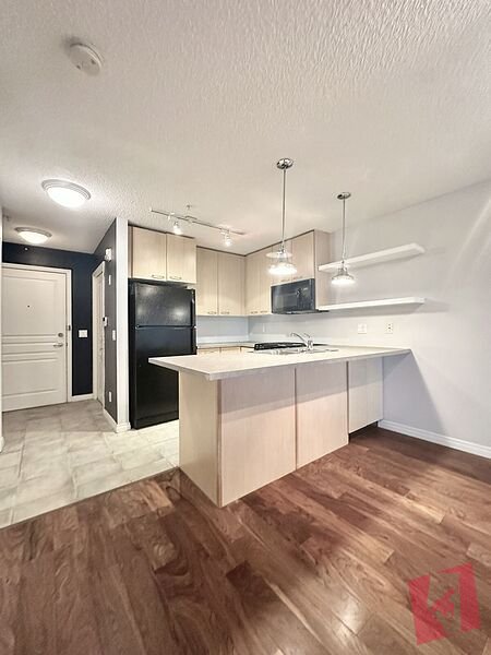 Cozy 1 bedroom condo unit | Walk to Mount Royal University