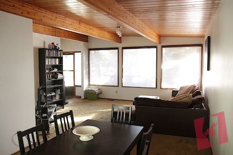Sept 1 Varsity Acres, close to LRT Dalhousie, hospital, university, marketmall! photo 2