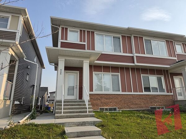 Modern & Spacious 1-Bedroom Lower Suite in Desirable Walden
