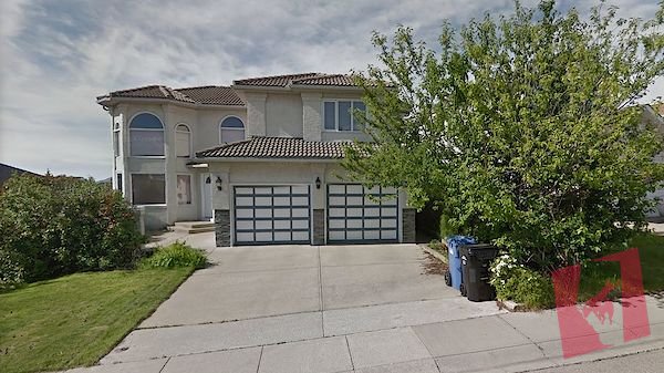 $620 room rental with private bathroom -Hawkwood community