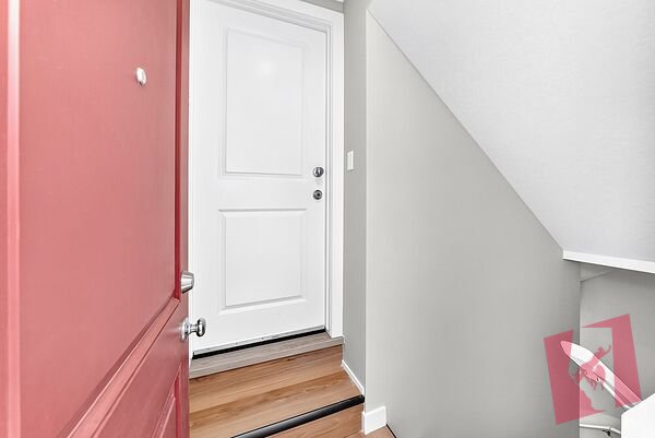 Brand New 2 bed + 1 Bath Basement Unit in Starling NW photo 3