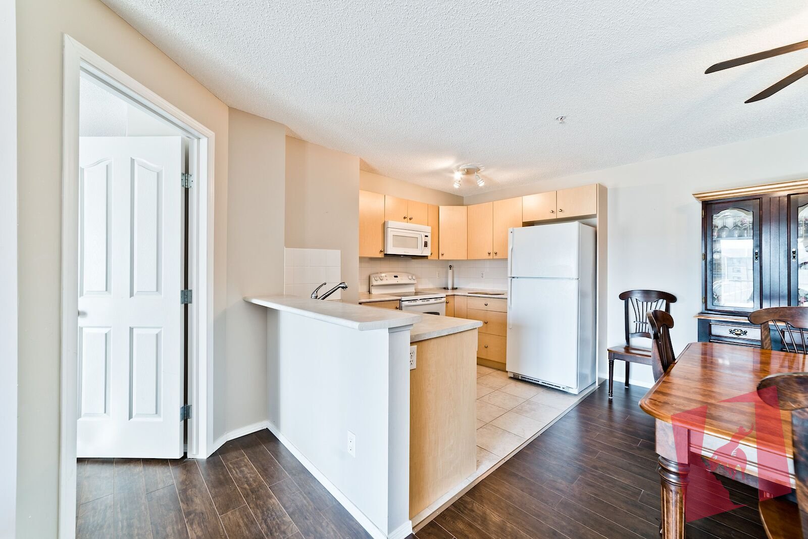 Panorama Point 2 Bedroom/2 Bathroom condo