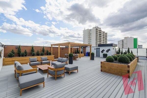 Glenmore Place - New Exciting Incentives - 1 Month Free on Select Units photo 4