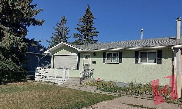 Master Room and Bsmt Room in Large House. Up to 2 New Roommates Wanted