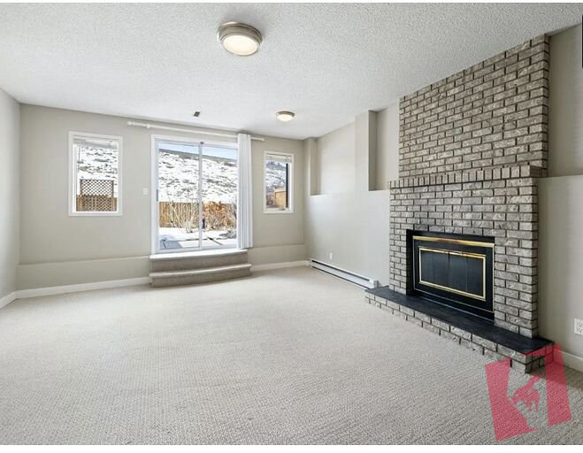 WALKOUT BASEMENT !! for Rent in Macewan with 2 bedrooms-Private entrance.