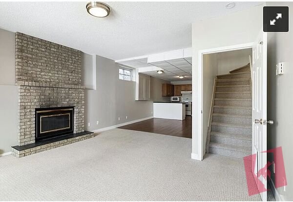 WALKOUT BASEMENT !! for Rent in Macewan with 2 bedrooms-Private entrance. photo 2