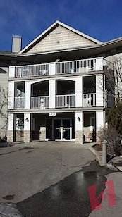 55 plus apartment Pineridge available immediately
