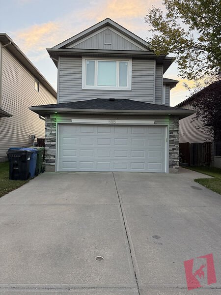 Family & Pet‑Friendly Home for Rent in Cranston SE – Excellent Location
