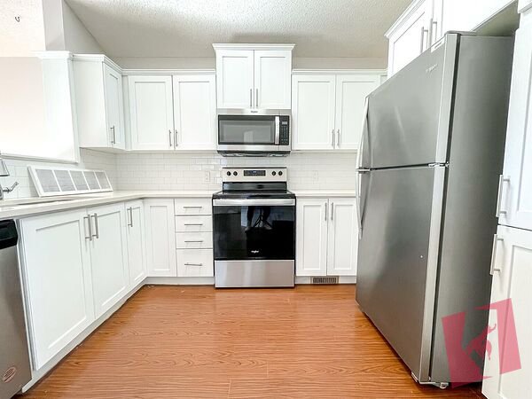 70 Martinbrook Link NE, Calgary - Upper photo 3