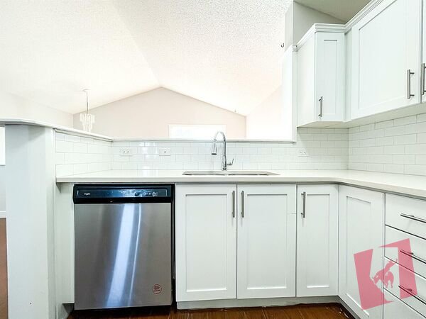 70 Martinbrook Link NE, Calgary - Upper photo 4