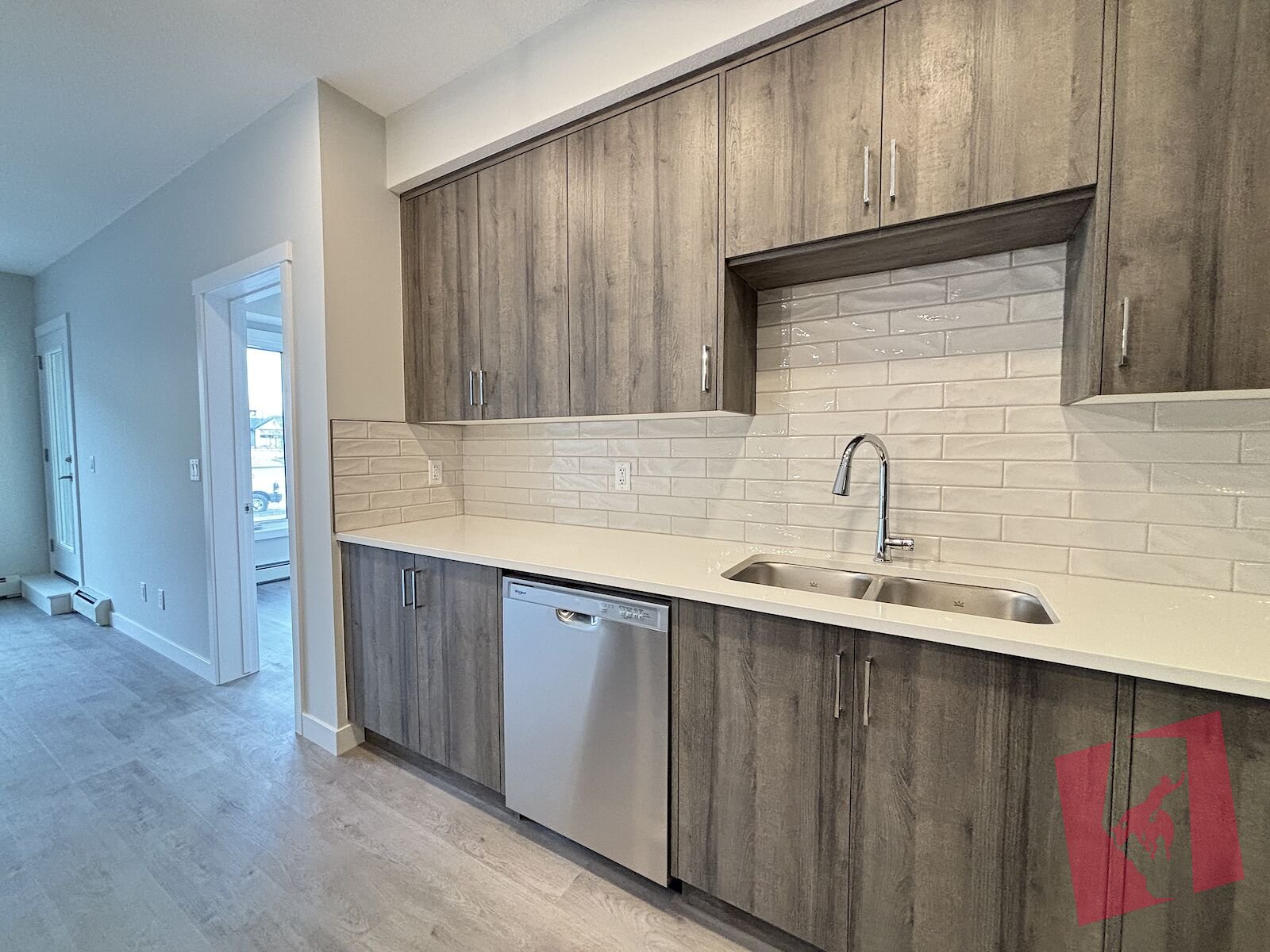 Fresh Modern Living | 2 Bed 2 Bath + DEN Underground Parking | Shawn
