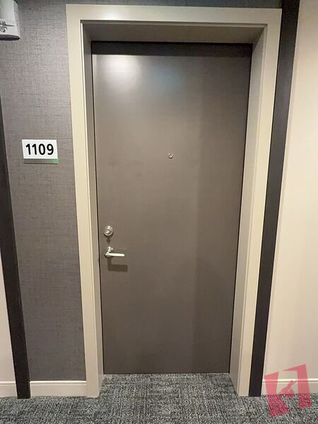 Modern Comfort – 2 Bed, 2 Bath – Steps from Peace Bridge