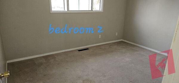 3 bed/2 bath - MAIN FLOOR (Separate Entrance, Separate Laundry)