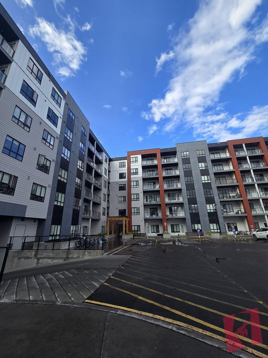 Brand New 3 Bedroom Townhouse in Cornerstone - Available Immediately