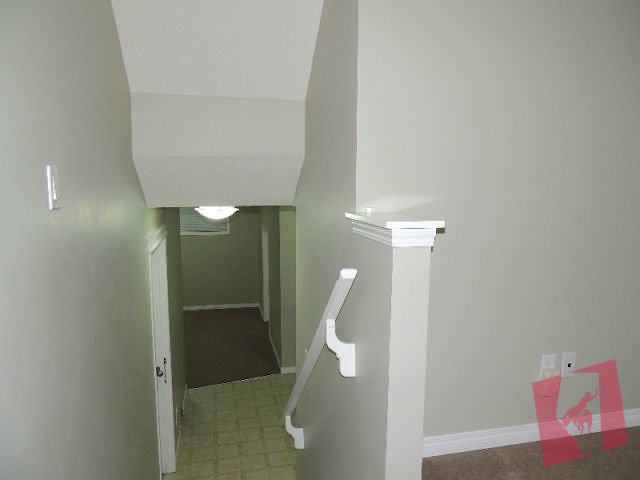2 Bedrooms Furnished Bi-Level Basement Suite in NE.