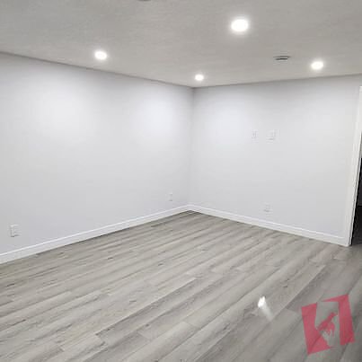 Brand New, 1 bedroom, 1 bathroom Basement photo 3