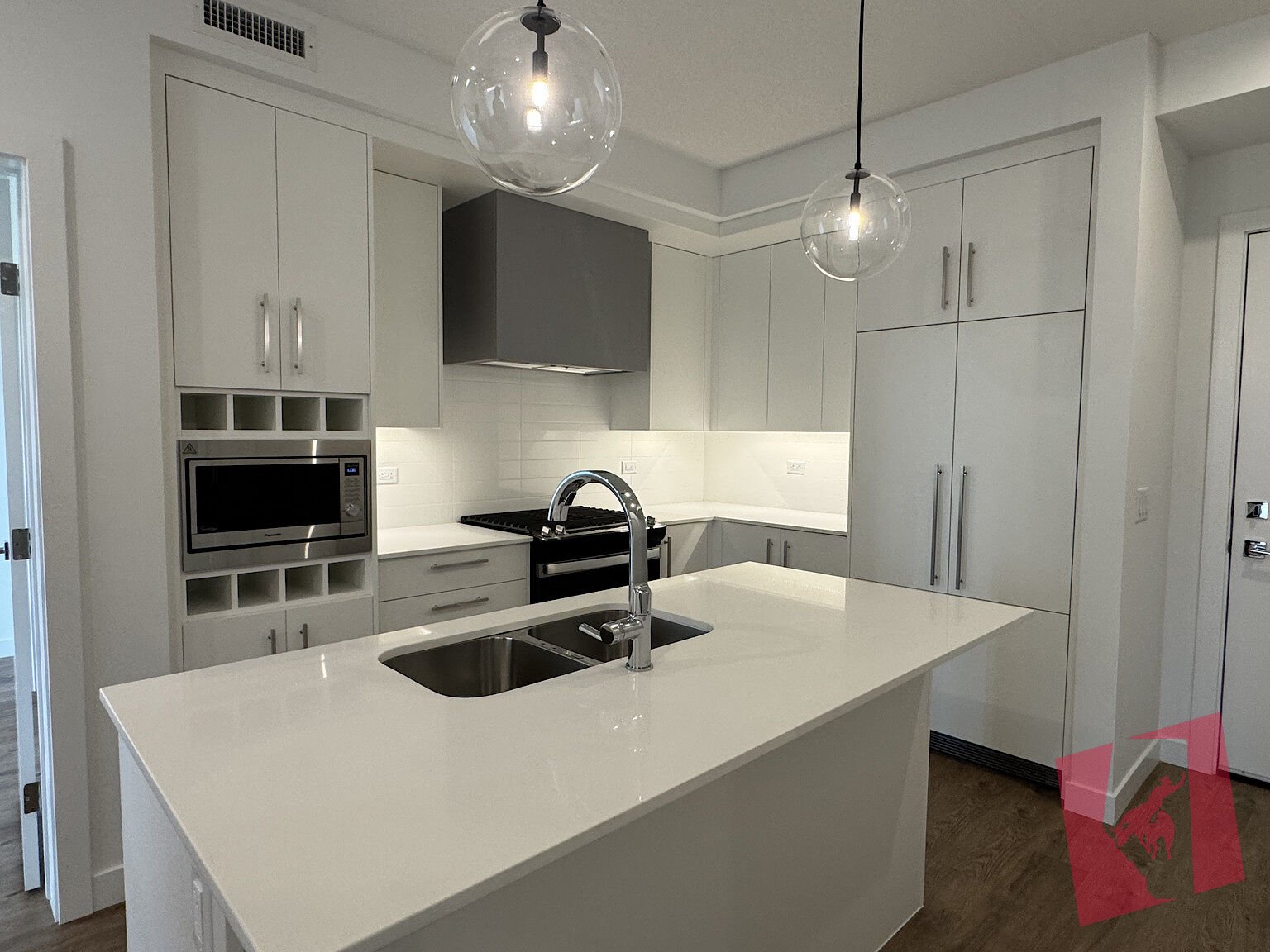 4th Floor, 2 Bedroom, 2 Bathroom Condo for Rent in Mondrian