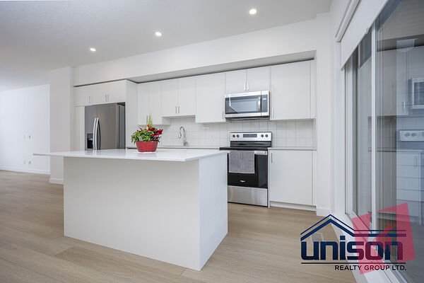 UNISON NEW 4 BEDROOM TOWNHOUSE IN BELVEDERE