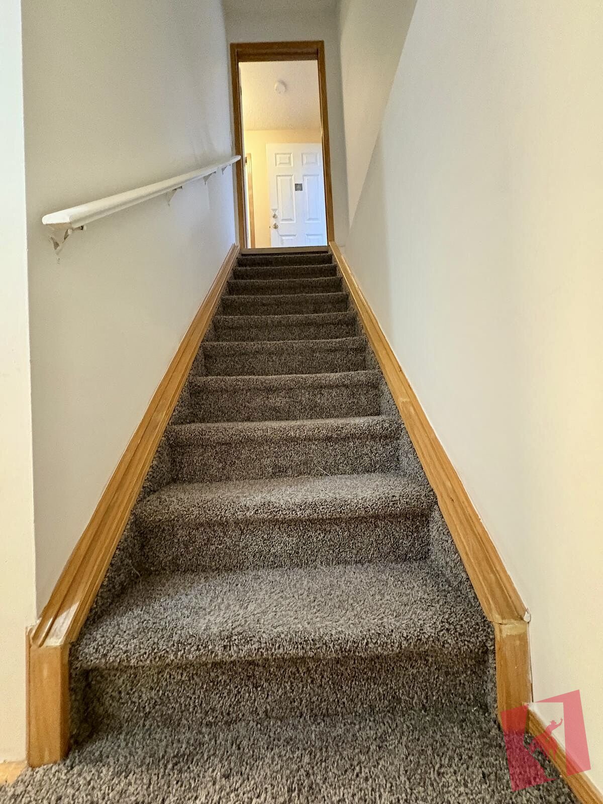 2-Bedroom Legal Basement Suite–freshly renovated. Steps from LRT Station photo 2