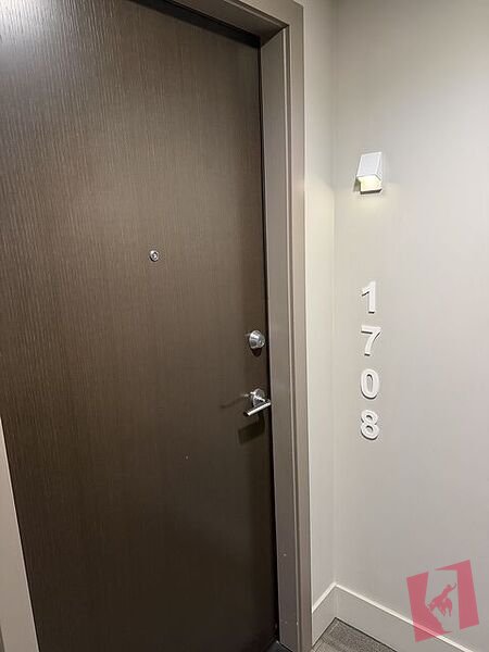 2-Bedroom, 2-Bathroom Condo at The Mark on 10th – Downtown Calgary photo 2