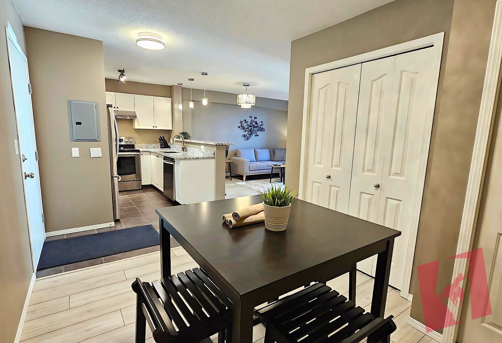 One Bedroom in Prime West Downtown (CIP217)