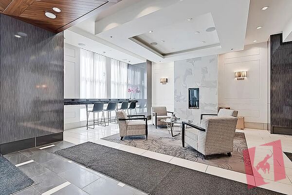 Prime Location Condo | Parking, Amenities, Grocery & Walk-In Clinic Nearby. photo 3