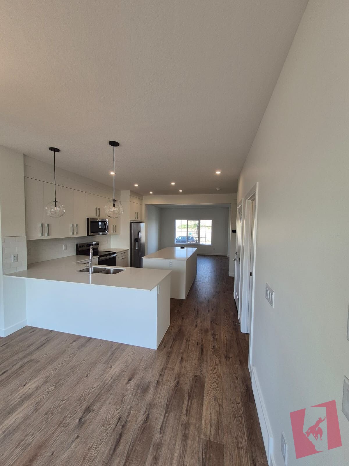 Modern & Spacious 3-Bedroom Home – Huxbury Drive NE