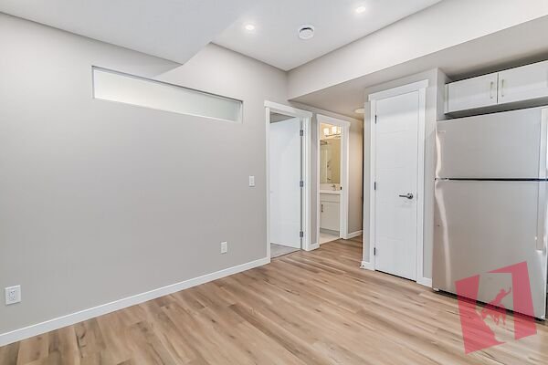 Amazing Basement Suite!! photo 3