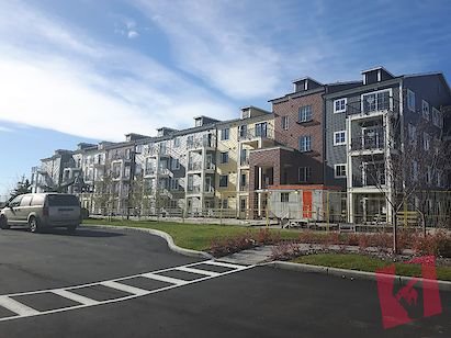 Beautiful 2 master suite/2 bathroom condo in the community of Copperfield