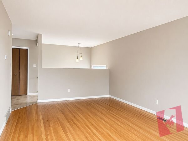 Charming 2 Bed, 1.5 Bath Duplex in Desirable McKinnon Drive NE photo 3