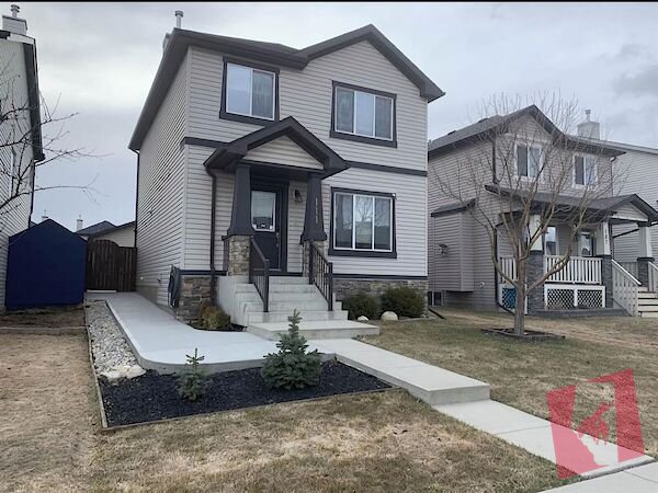Seeking Female roommate, Fully Furnished Room with Private full bathroom