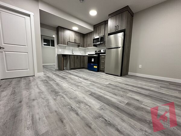 An Upgraded legal 2-bedroom Secondary Suite basement is available for rent photo 2