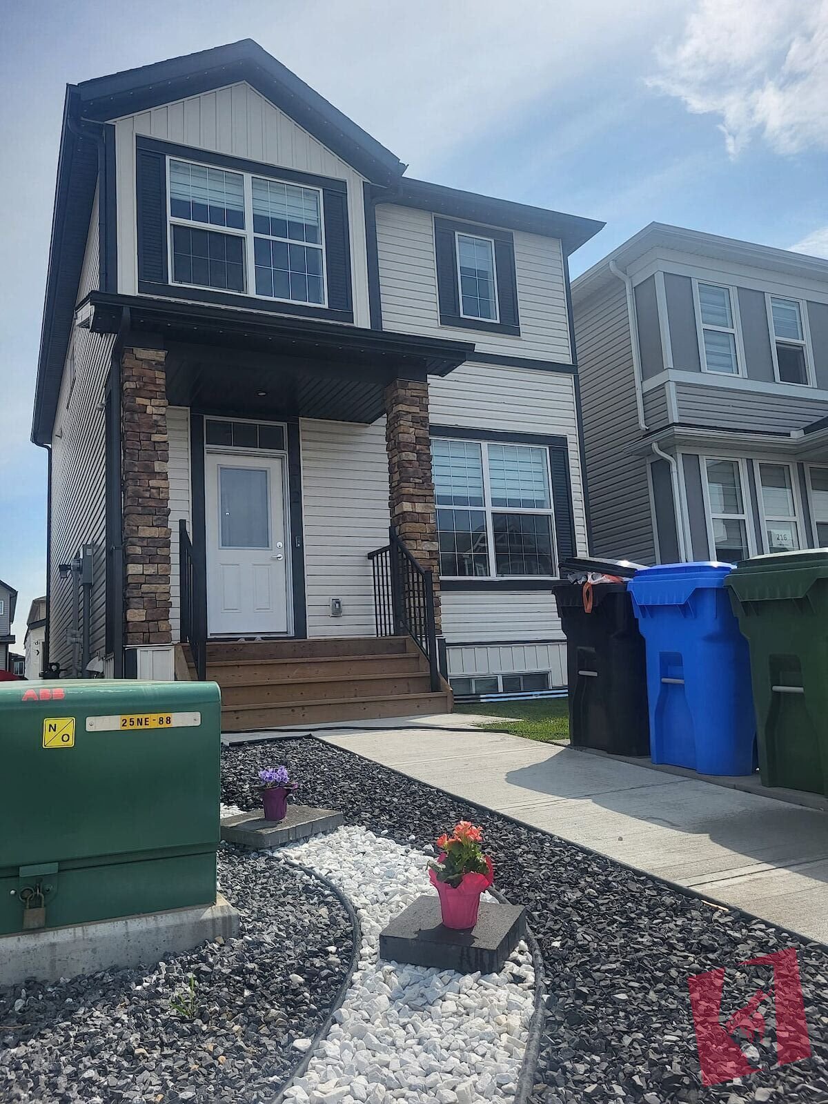 NEW BRAND 3 BEDROOM ,2.5 BATHROOM AND DOUBLE GARAGE IN CORNESTONE