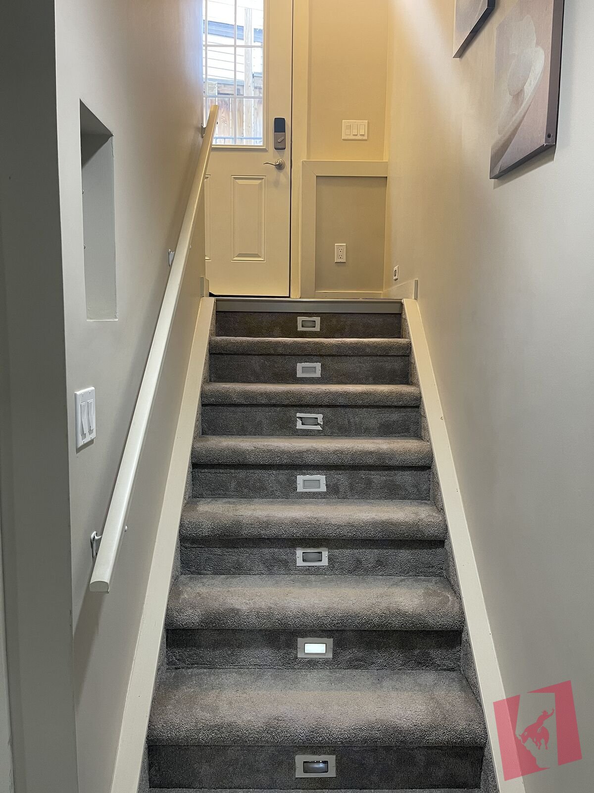 Cozy 2 Bedroom Basement that doesn